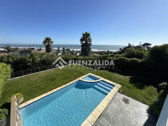 Amplia Casa Moderna Con Vista Al Mar Santo Domingo