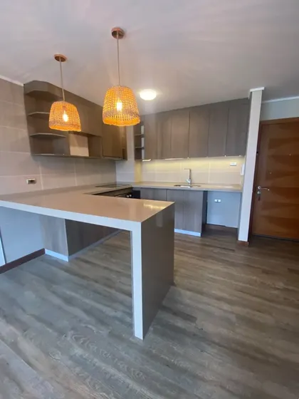 Departamento En Arriendo | 2d+2b | A Pasos Del Centro 