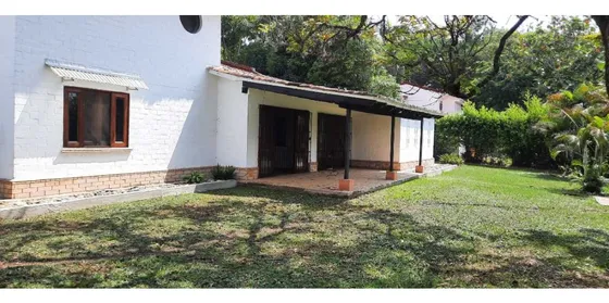 Casa Para La Venta En  Jamundi Via Potrerito Campestre Espaciosa