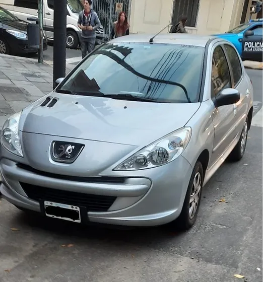 Peugeot 207 1.4 Allure 75cv