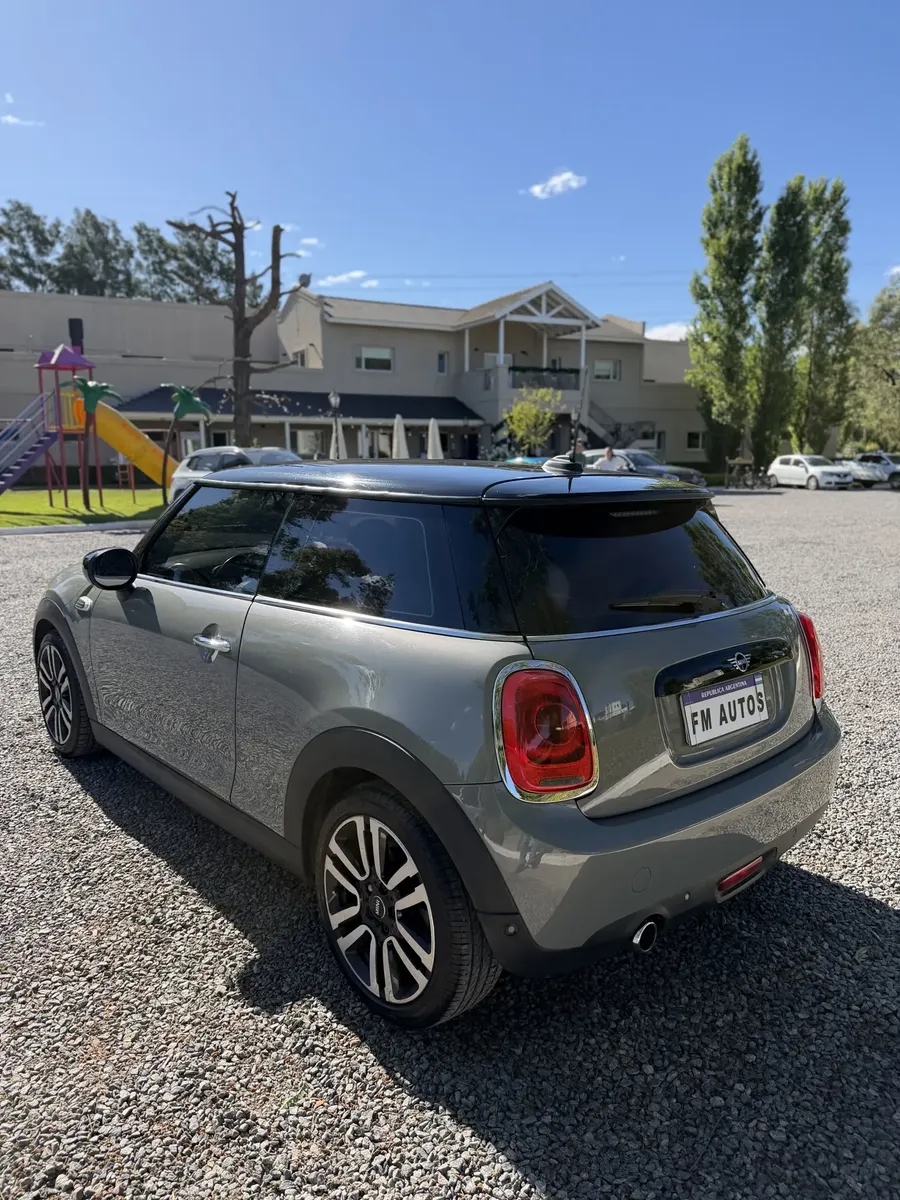 Miniatura 8