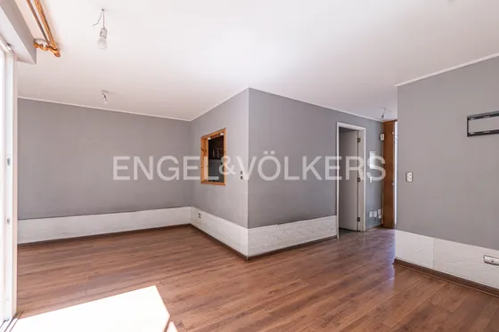 Thown House 3d 3b/en Condominio