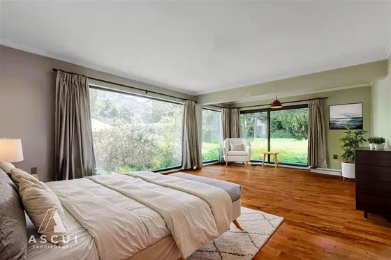 Increíble Precio! Casa En Venta De 4 Dorm. En Lo Barnechea