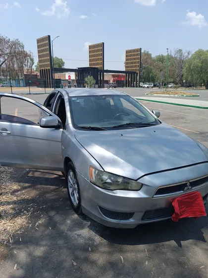 Mitsubishi Lancer 2.0 Es Mt
