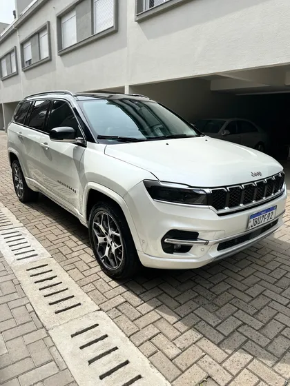 Jeep Commander 2.0 Overland 4x4 Aut. 5p