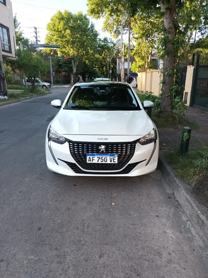 Peugeot 208 1.6 Allure