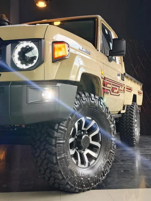 Toyota Hembrita 4x4