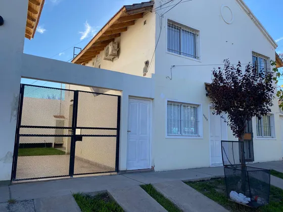 Vende Departamento En B° Confluencia