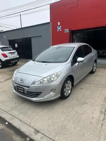 Peugeot 408 2.0 Allure 143cv