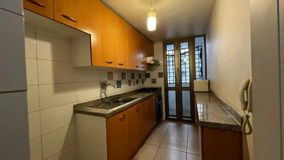 Excelente Ubicación A Servicios, Estac + Bodega