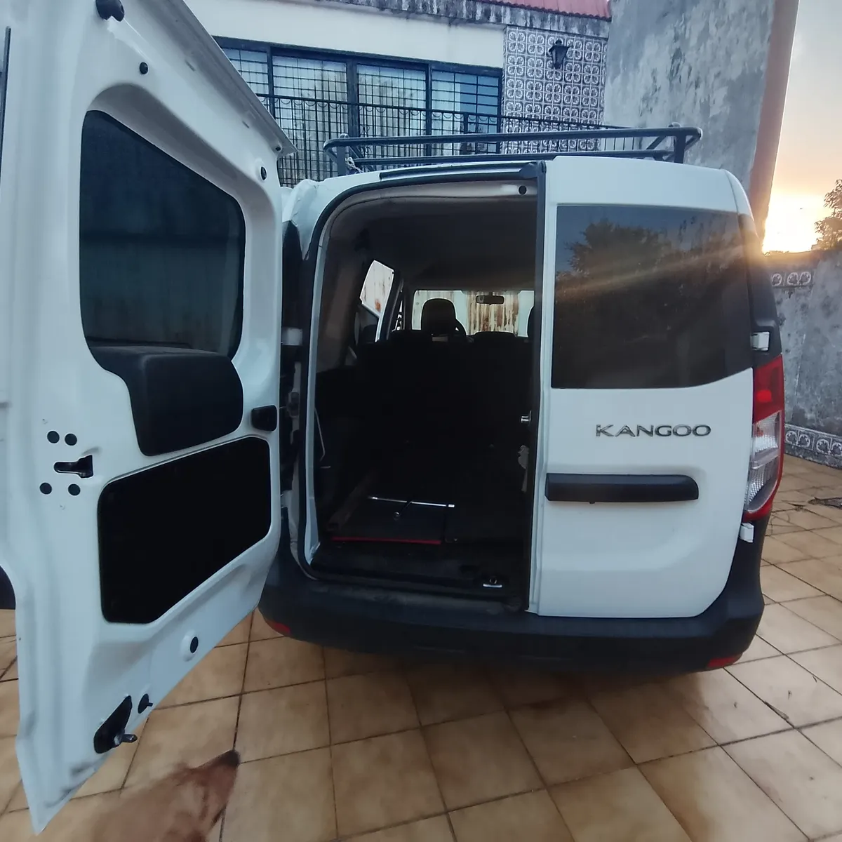 Renault Kangoo465810818178764802