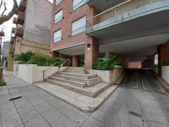 Alquiler - Departamento 2 Amb. En San Fernando Con Cochera Y Balcón