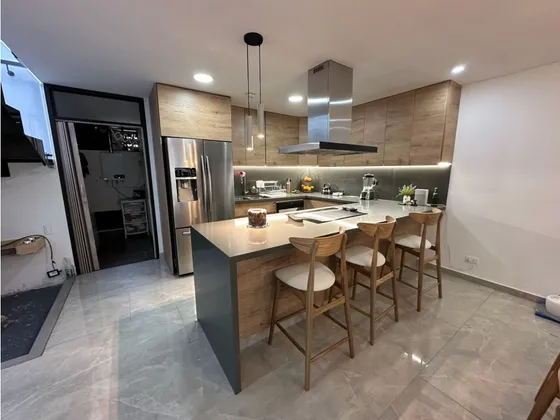 Casa En Venta En Envigado Loma Del Chocho