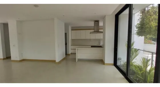 Venta Apartamento De 257mts2 En Ciudad Jardín, Sur De Cali 13164-1