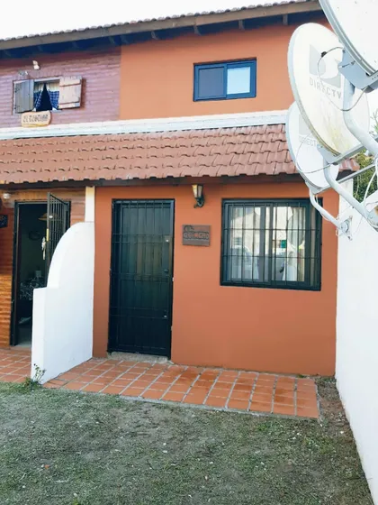 Duplex Interno En Mar Del Tuyu. A 1 Cuadra De La Playa