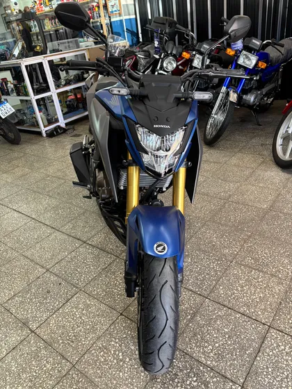Honda Cb300 Twister