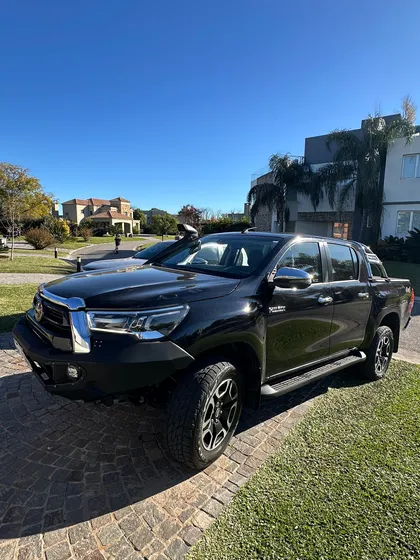 Toyota Hilux Pick-up 2.8 Cd Srx 177cv 4x4