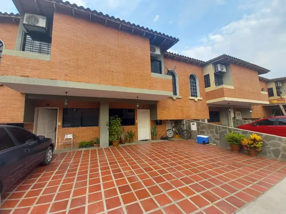 Townhouse De Oportunidad En El Remanso-sl