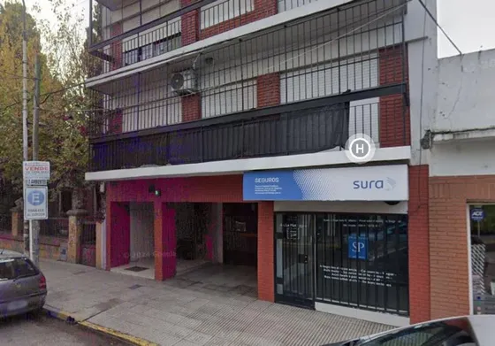 Cochera Cubierta (edificio)