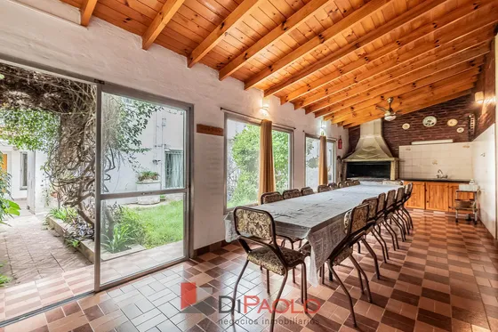 Casa 4 Ambientes En Lote Propio  San Andrés  Cochera Y Jardín En Venta