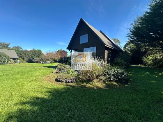 Casa En Venta De 6 Dorm. En Osorno
