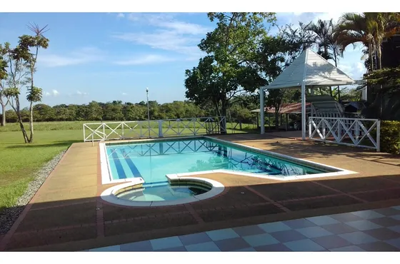 Venta Finca Restrepo Meta. 19 Hectareas, Casas, Piscina