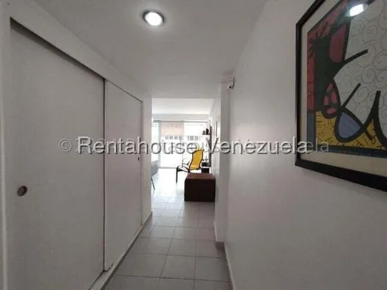 Apartamento En Venta Ubicado En Tucacas Estado Falcon Venezuela Cod 25-20325 Eloisa Mejia