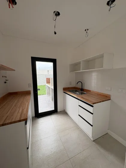 Casa En Venta De 3 Dormitorio En Rosario Tierra Nueva Fisherton