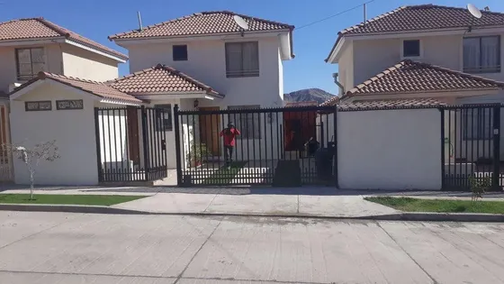 Hermosa Casa En Venta, Copiapó, $ 175 Millones