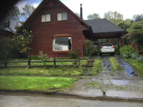 Casa En Venta De 3 Dorm. En Panguipulli