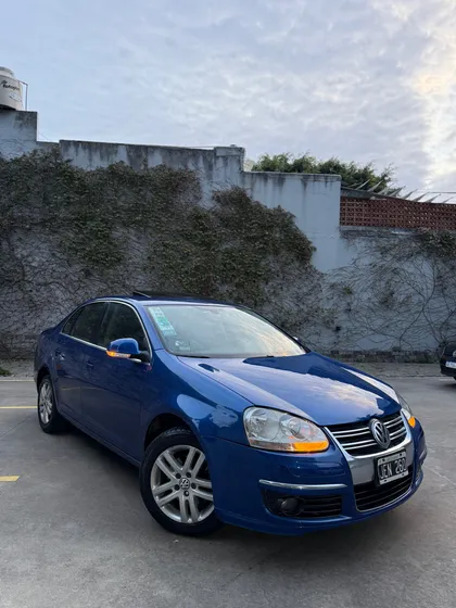 Volkswagen Vento 2.5 Luxury Tiptronic 170cv