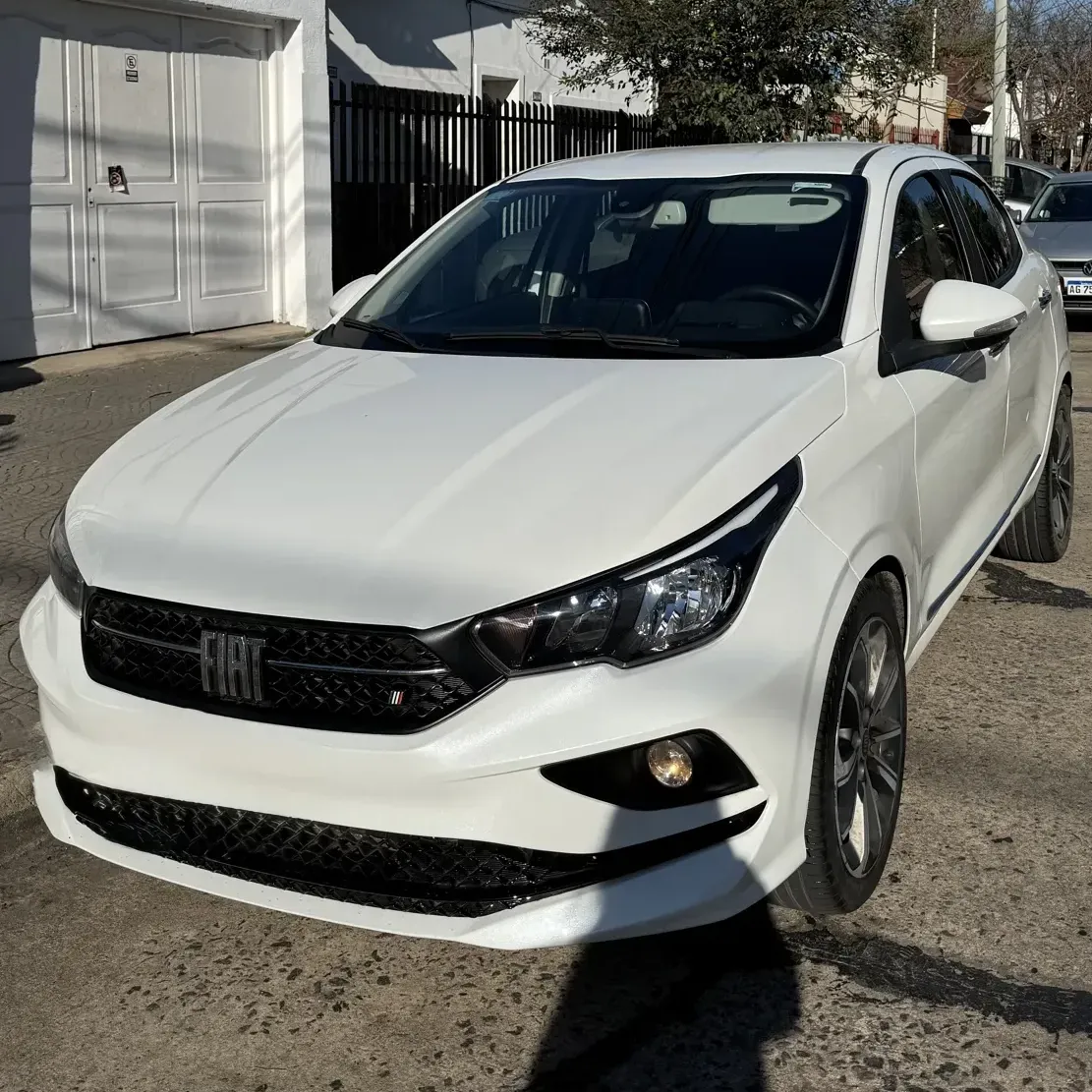 Fiat Cronos 1.8 16v Precision AT6 Pack Premium