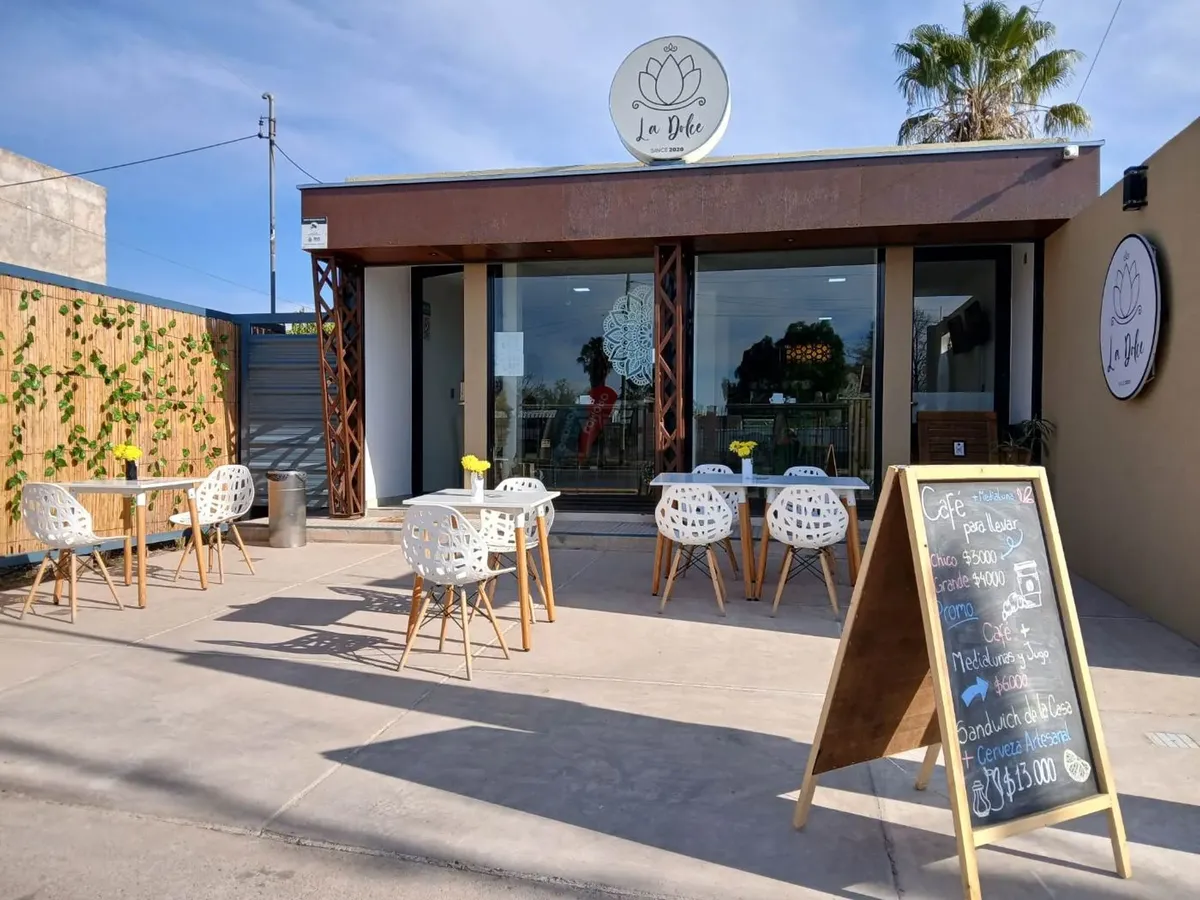 La Dolce Café Coquimbito Business for Sale