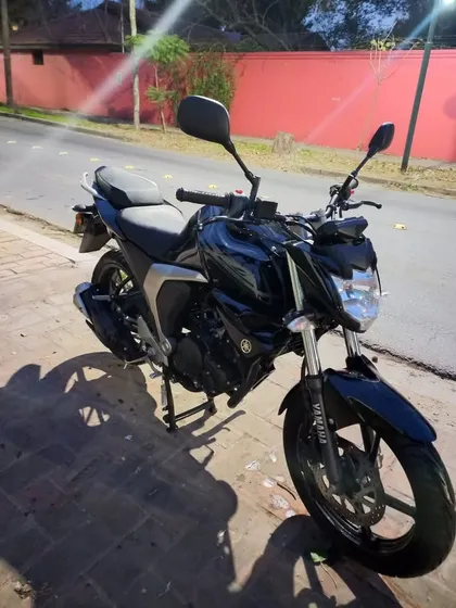 2019 Yamaha Fz Fi 1500km Como Nueva