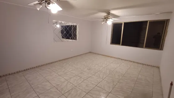 Alquilo Departamento Segundo Piso Chorrillos