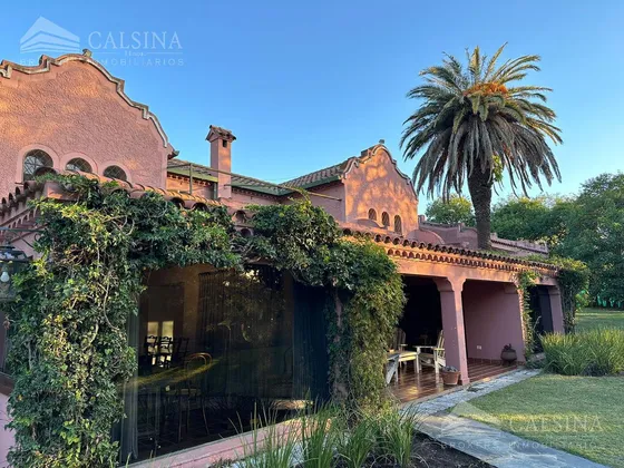 Casa En Venta - Villa Allende