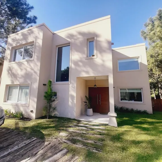 Casa En Alquiler En Residencial I - Costa Esmeralda