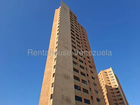Apartamento Amoblado En Venta En Sector Las Mercedes Edif Con Planta Edw