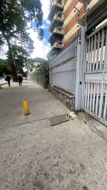 Local En Venta A Pie De Calle El Paraiso 