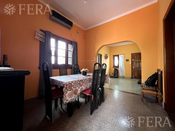 Venta Casa 4 Ambientes Con Patio En Llavallol