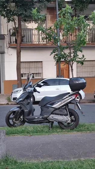 Scooter Kymco Agility 16+ 200i Perfecto. Mod 2020 C/15mil Km