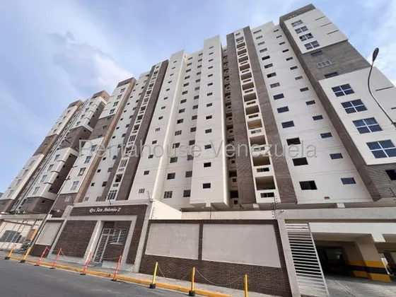 En Venta Apartamento Nuevo A Estrenar En Base Aragua. San Antonio 2. 25-24256 Hp
