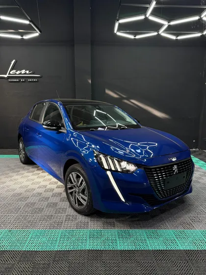 Peugeot 208 1.6 Feline