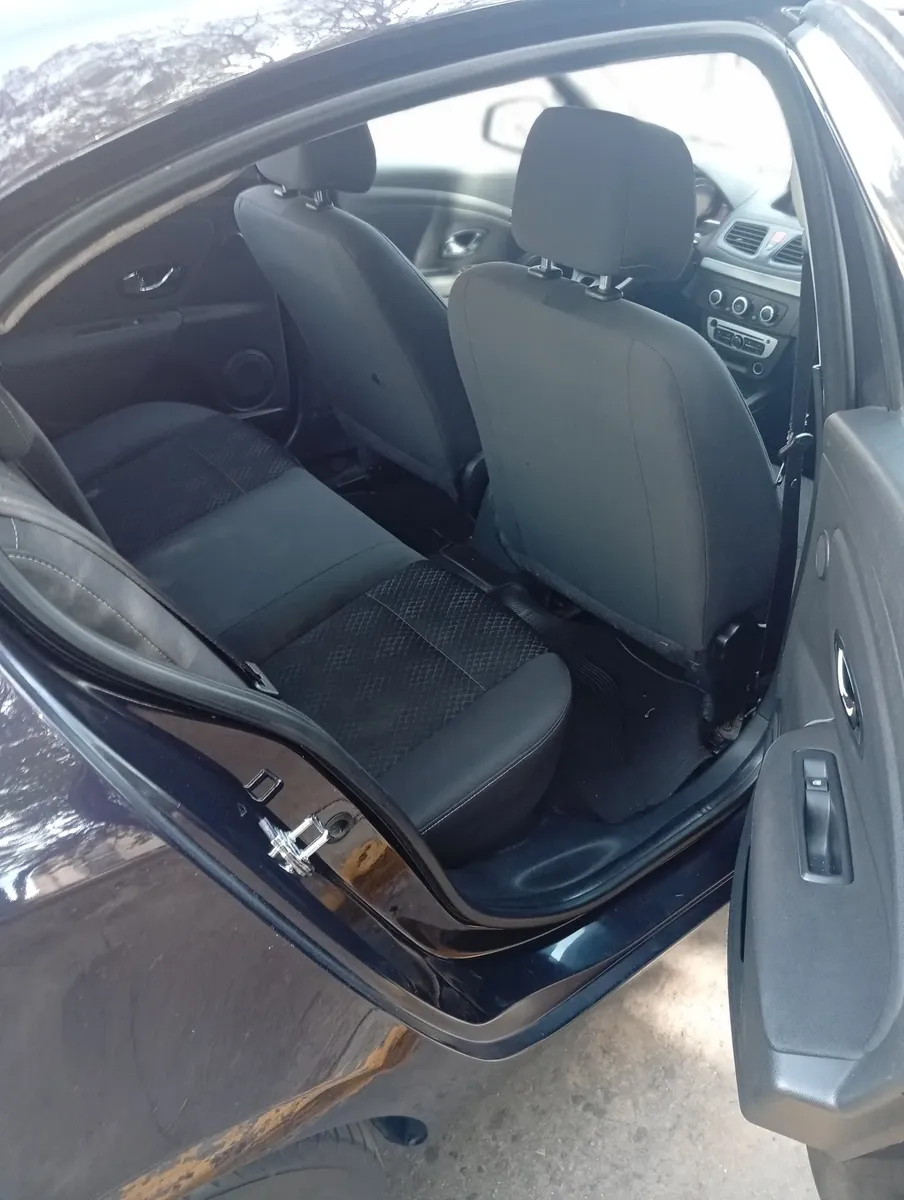 Renault Fluence 1.6 Ph2 Dynamique Pack 110cv5613023949920870411