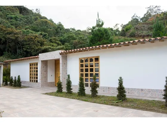 Casa Campestre De Un Nivel En Unidad Abierta En La Ceja