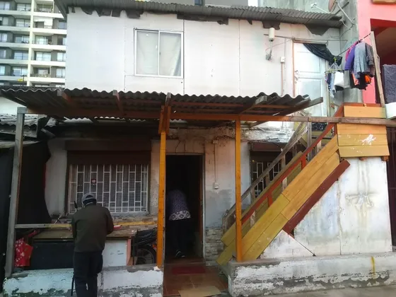 Venta De Casa Por Apuro De Viaje, En Estacion Central