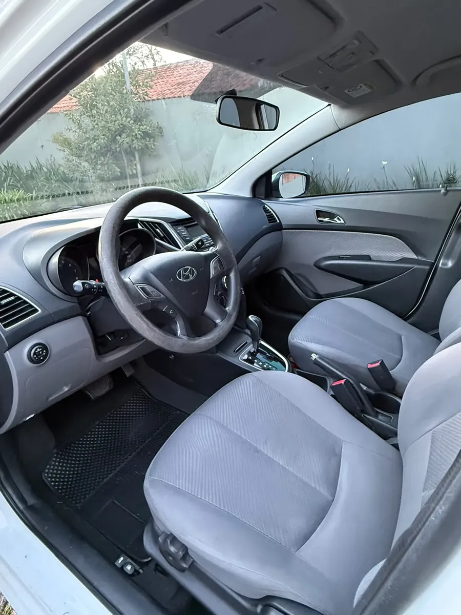 Hyundai Hb20s 2015 1.6 Comfort Plus Flex Aut. 4p — foto 8