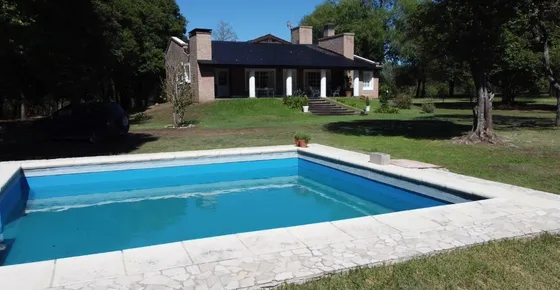 Casa Venta Villa General Belgrano Gran Parque De 2 Hectáreas Forestadas 3 Dormitorios 4 Baños Piscina Caballeriza Quincho Gran Vista Lugar Exclusivo 