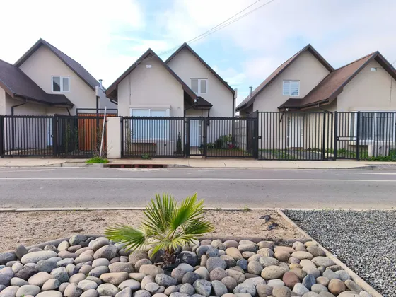 Se Arrienda Casa Hacienda Del Maule Iv 3d/3b (174835)