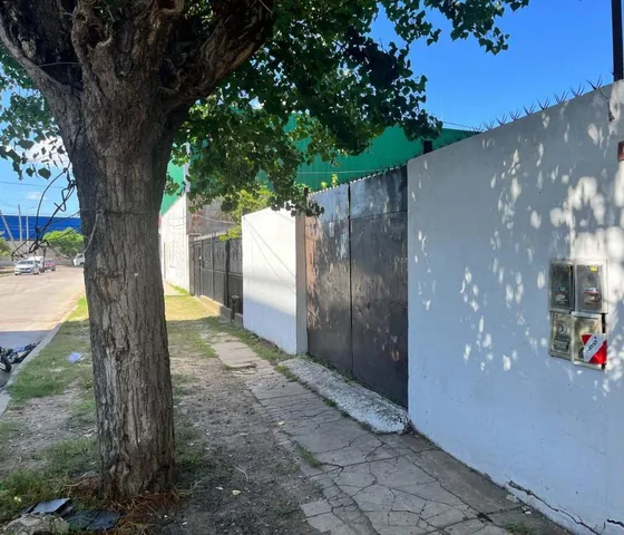 Venta Lote C/ Mejoras Excelente Ubicacion G. Bourg